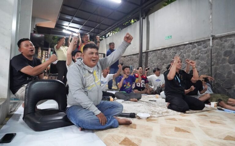 PENGALAMAN LEBIH DEKAT - Melalui Nobar Gembira ICONNET, PLN Icon Plus ingin menghadirkan pengalaman yang lebih dekat dengan pelanggan melalui kegiatan yang relevan dengan minat masyarakat.