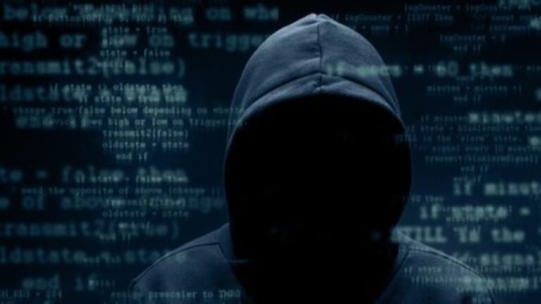BOBOL DATA - Ilustrasi hacker membobol data digital.