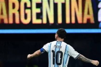 MAESTRO - Mega bintang timnas Argentina Lionel Messi.