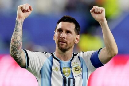 GOAT - Legenda Italia, Roberto Baggio, menempatkan Lionel Messi sebagai GOAT, pesepak bola terbaik sepanjang masa.