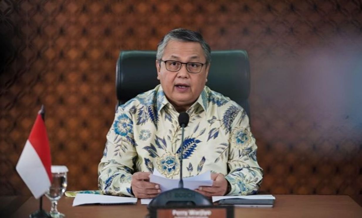 Perry Warjiyo saat masih menjabat sebagai Gubernur Bank Indonesia (BI). Perry saat ini resmi mengundurkan diri dari Gubernur BI.