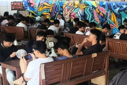 TURNAMEN FREE FIRE--Pemain Free Fire sedang bertanding dalam Clash Squad 4V4 Tournament Warmindo Mayoritas, Sabtu (8/8/2026). (ist)
