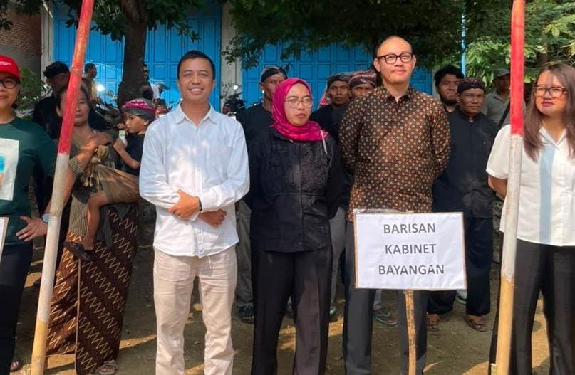 MENTERI KABINET BAYANGAN--Sejumlah menteri Kabinet Bayangan menghadiri upacara Peringatan HUT ke-81 RI di yang digelar masyarakat kawasan Pegunungan Kendeng, di Desa Kedumulyo, Kecamatan Sukolilo, Kabupaten Pati,  Senin (17/8/2026). (ist)