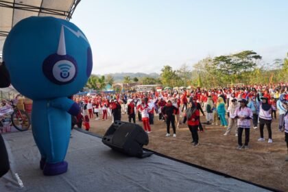 HADIR BERSAMA MASYARAKAT - Melalui 'Cerita Kemerderkaan bersama Coni' ICONNET PLN Icon Plus memeriahkan HUT ke-81 Kemerdekaan RI di tengah-tengah masyarakat Ponjong, Gunungkidul, DI Yogyakarta.