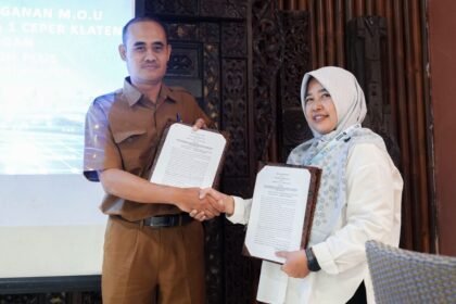 RESMI KERJA SAMA - PLN Icon Plus gandeng SMK Batur Jaya 1 Ceper untuk bekerja sama menyiapkan talenta vokasi menghadapi transformasi teknologi digital.