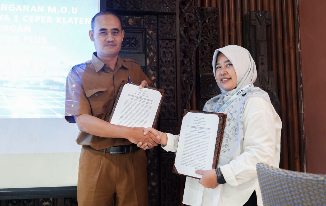 RESMI KERJA SAMA - PLN Icon Plus gandeng SMK Batur Jaya 1 Ceper untuk bekerja sama menyiapkan talenta vokasi menghadapi transformasi teknologi digital.