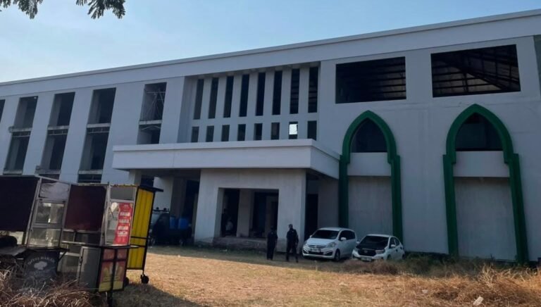 RS BARU--Bangunan RS Unwahas MAS sudah berdiri di dekat Masjid Agung Jawa Tengah, Semarang. (ist)