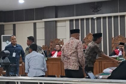 SIDANG KORUPSI--Kades dan warga Pati menjadi saksi sidang korupsi terdakwa Sudewo di Pengadilan Tipikor Semarang, Senin (3/8/2026). (bae)