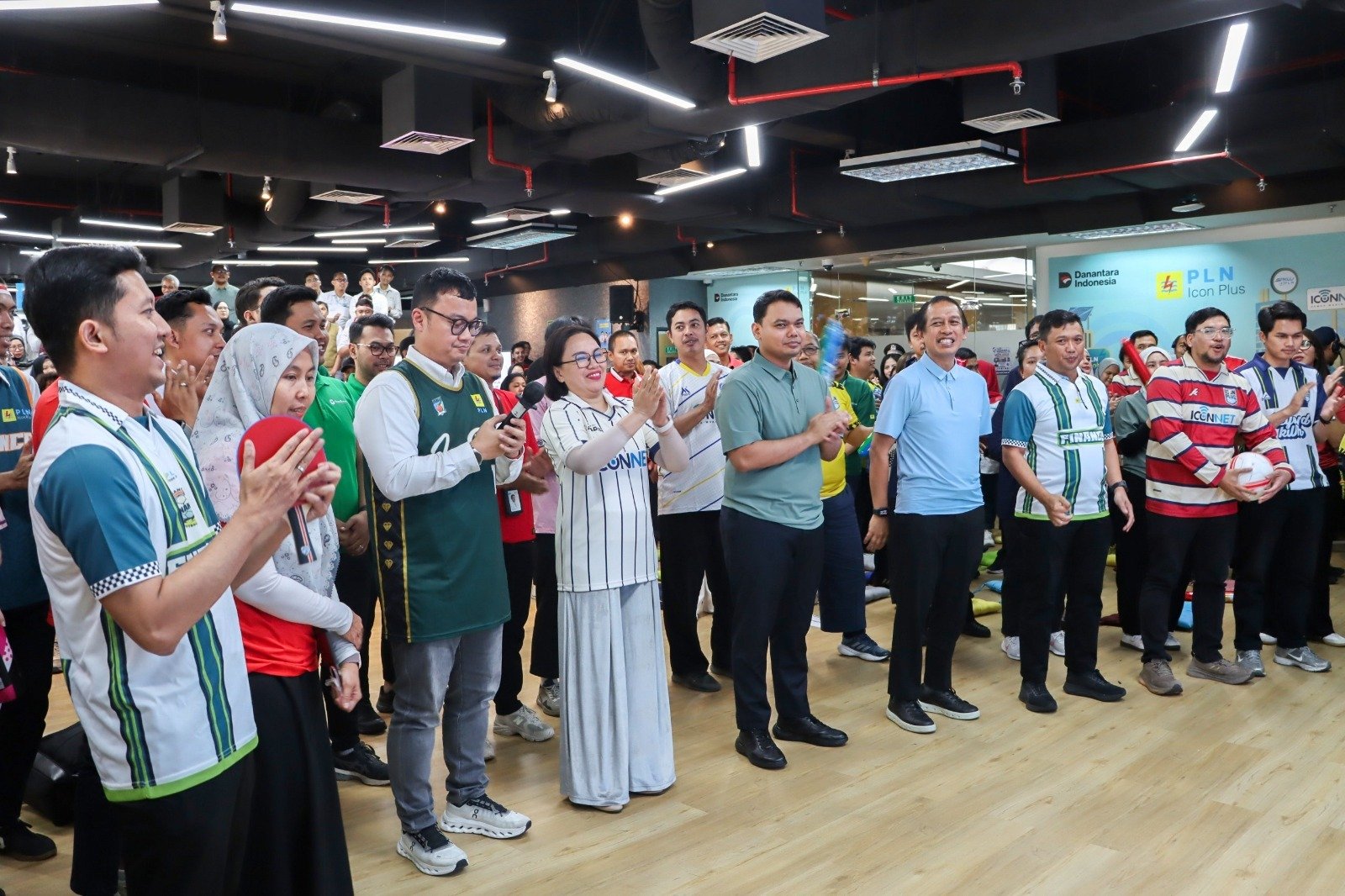 PERKUAT KEBERSAMAAN - PLN Icon Plus membuka rangkaian ICONMOVE PORSENI 2026 melalui Opening Ceremony yang berlangsung di Transformation Hall, Menara Jamsostek, Jakarta, Senin (10/8/2026).