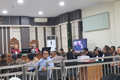 SIDANG KORUPSI--Kepala OPD Cilacap bersaksi di sidang kasus dugaan korupsi Bupati Cilacap, Syamsul Aulia Rachman di Pengadilan Tipkor Semarang, Selasa (18/8/2026) sore. (bae)