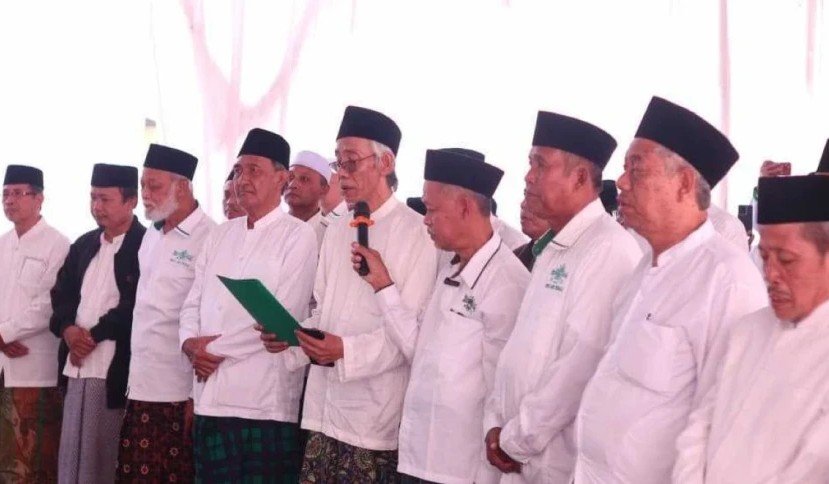 BERUARA KERAS - PWNU Jateng bersuara keras jelang Muktamar NU di Jombang. Deklarasikan 6 poin penting, dari tolak politik uang hingga intervensi istana.