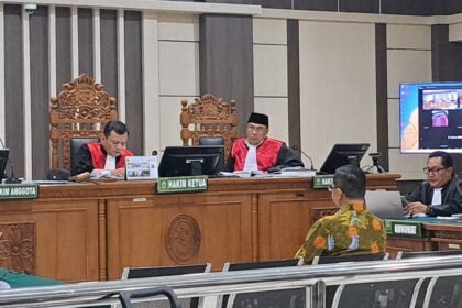 SIDANG KORUPSI--Bupati Pati, Sudewo, memberi keterangan dalam sidang pemeriksaan terdakwa di Pengadilan Tipikor Semarang, Senin (7/9/2026). (bae)