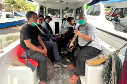 HILANG KONTAK - Lima wartawan/jurnalis dari berbagai media hilang kontak saat liputan erupsi Gunung Anak Krakatau, Senin (7/9/2026). Speedboat yang mereka tumpangi hilang kontak setelah berangkat dari Carita, Banten.