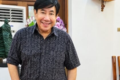Anak bungsu pasangan Soekarno-Fatmawati, Mohammad Guruh Irianto Soekarnoputra (Guruh Soekarnoputra).