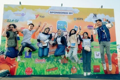 MAGNET PENGUNJUNG - Booth PLN Icon Plus turut menjadi salah satu titik yang menarik perhatian pengunjung Ecofest 2026. Pengunjung dapat mengenal lebih dekat ICONNET, mulai dari paket promo internet rumah tanpa batas kuota, hingga berbagai layanan yang tersedia di PLN Mobile.