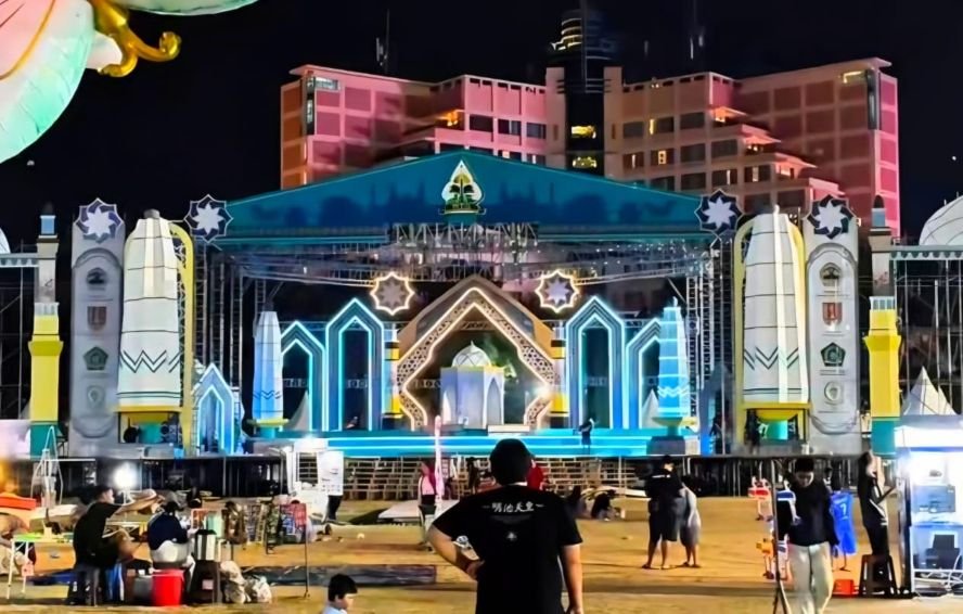 Panggung utama event MTQ Nasional di Lapangan Pancasila, Simpang Lima Semarang. (ist)