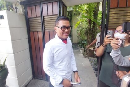 Wakil Ketua Umum PSI Ronald A Sinaga alias Bro Ron.