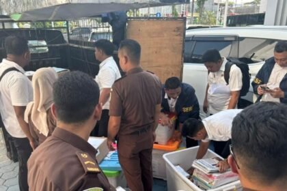 KASUS BLN--Penyidik kepolisian melimpahkan ke kejaksaan berkas perkara kasus Koperasi BLN dengan tersangka Nicholas Nyoto Prasetyo. (ist)