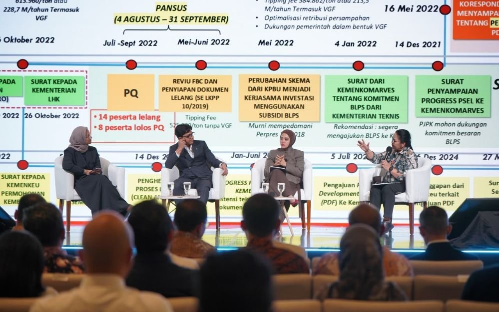 CERITA PENGALAMAN--Wali Kota Semarang Agustina Wilujeng (kanan depan) membawa pengalaman Kota Semarang menghadapi persoalan sampah dan perubahan iklim ke forum nasional di Jakarta. (ist)