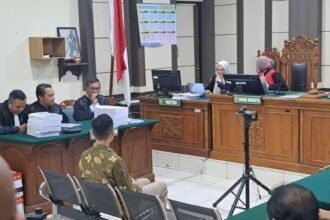 DITUNTUT BERALAH: Bupati Cilacap nonaktif Syamsul Auliya Rachman dituntut bersalah dalam sidang tuntutan di Pengadilan Tipikor Semarang, Selasa (29/9/2026). (bae)