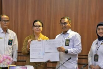 SIKAPI PERCERAIAN: Wali Kota Semarang, Agustina Wilujeng bersama pihak Pengadilan Agama Semarang menjalin kerja sama menyikapi kasus perceraian. (ist)