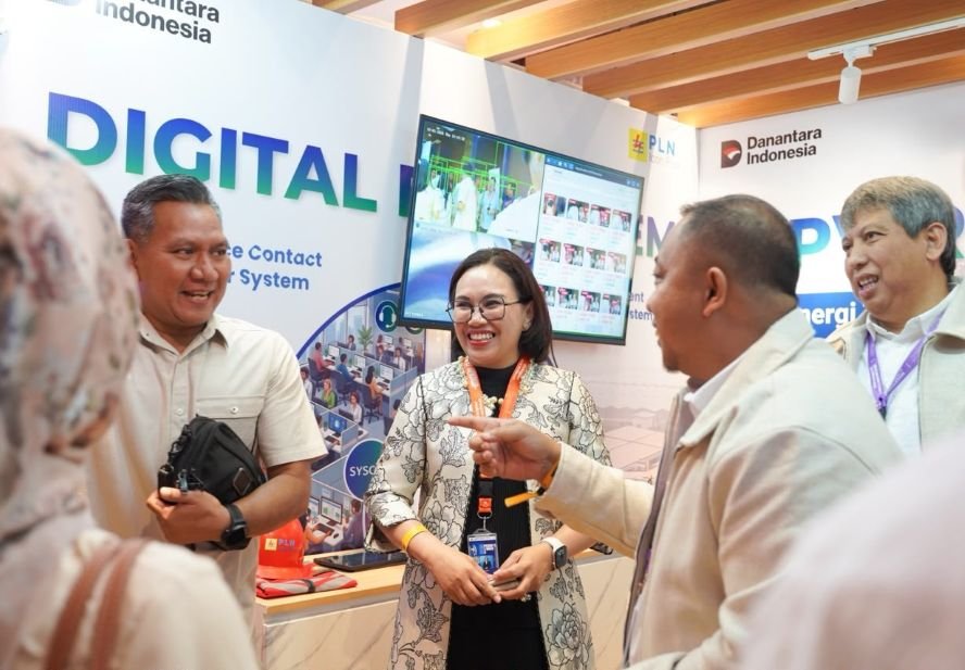UCAPAN DUKA - Atlet selam asal Jepara, Syabilla Rizkia Putri Raharja, meninggal saat berlaga di ajang Pekan Olahraga Provinsi (Porprov) XVII Jawa Tengah 2026, di perairan Semarang Barat, Minggu (25/10/2026).. HADIRKAN SOLUSI - PLN Icon Plus hadirkan solusi digital dan ekosistem hijau dalam Simposium Teknologi Informasi (TI) Hulu Migas 2026, yang digelar Asosiasi IT Minyak dan Gas (AIMG) di Yogyakarta Marriott Hotel, 30 September–2 Oktober 2026.