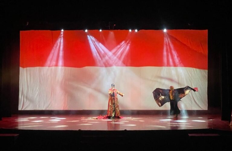 RILIS LAGU PANCASILA - Olivia Zalianty bersama KGPH Ndaru Kusumo merilis karya musik berjudul 'Pancasila'.