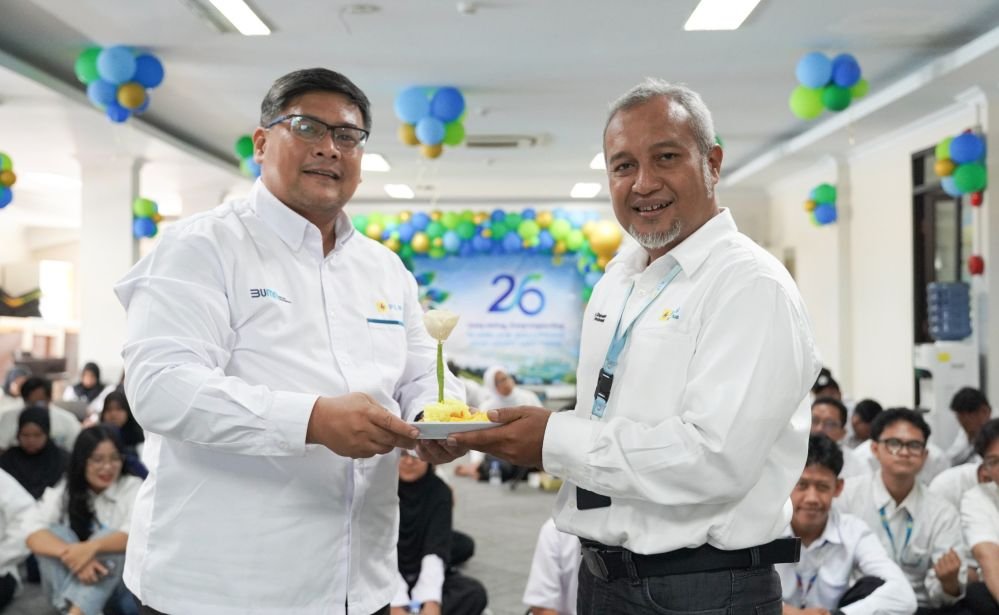 TASYAKURAN HUT KE-26 -- Bertempat di Aula Kantor PLN Icon Plus SBU Regional Jawa Bagian Tengah, Semarang, jajaran manajemen dan insan PLN Icon Plus mengikuti tasyakuran HUT ke-26 PLN Icon Plus yang digelar secara serentak di seluruh Indonesia melalui format hybrid, Senin (5/10/2026).