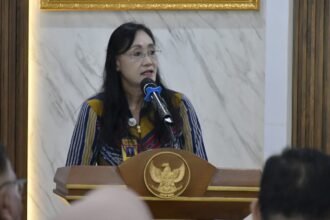 TOLAK POLITIK UANG: Anggota Bawaslu Kota Semarang, V. Silvania Susanti sedang paparan dalam Sosialisasi Pengawasan Partisipatif Anti Politik Uang. (ist)