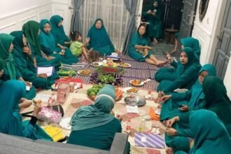 PERTEMUAN PKK: Ibu-ibu PKK di Kota Semarang sedang menggelar pertemuan rutin. (@itsme.filia)