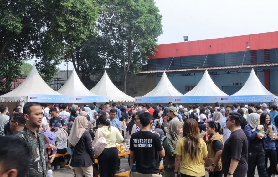 PLN Icon Plus melibatkan lebih dari 10 UMKM binaan dalam program Mekar Bersama pada puncak perayaan Hari Ulang Tahun (HUT) ke-26 di Kantor PLN Icon Plus Gandul, Depok, Senin (16/10/2026).