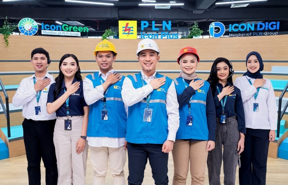 LAYANAN ANDAL - Kualitas layanan yang andal mengantarkan PLN Icon Plus meraih peringkat ke-21 dari 100 perusahaan dalam Danantara Indonesia CX100 2026.