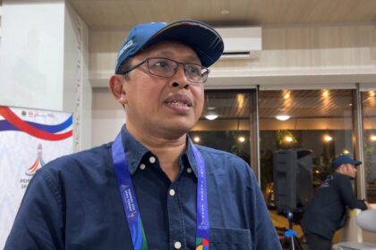 Ketua Seksi Kesehatan PB Porprov Jateng, Elhamangto Zuhdan, saat memberi keterangan kepada awak media, Kamis (29/10/2026). (dul)