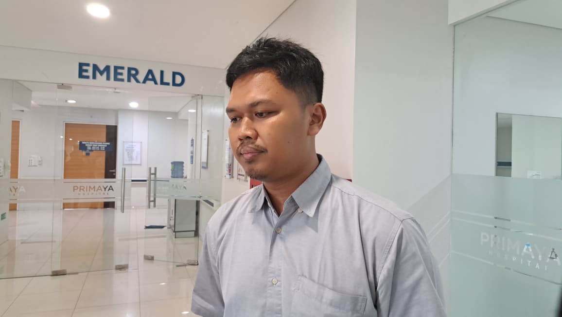 SAMPAIKAN KETERANGAN - Muhammad Zainudin selaku Wakil Ketua Panitia Porprov Cabor Pencak Silat menjelaskan duduk perkara cedera atlet Semarang, Rabu (28/10/2026). (bae)