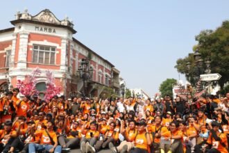 FOTO BARENG: Wali Kota Semarang Agustina Wilujeng Pramestuti foto bersama peserta DOSS Photolympic 2026 di Kota Lama Semarang, Minggu (11/10/2026). (ist)